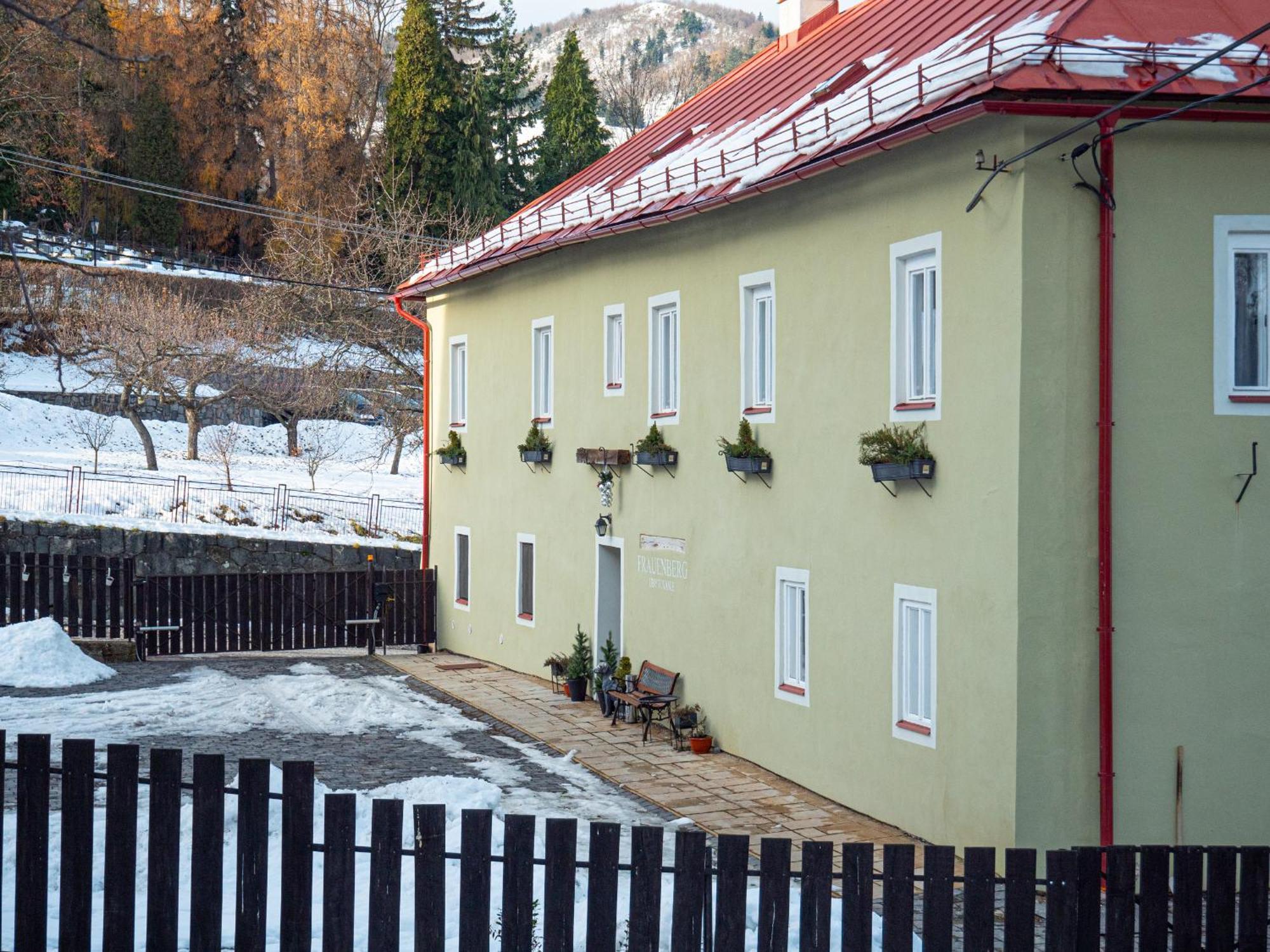 Ferienwohnung Frauenberg Banská Štiavnica Exterior foto
